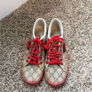Authentic Gucci Beige GG Canvas Sneakers size 8 Women’s PRICED TO SELL OR OFFER